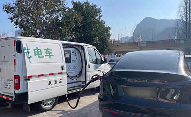 月湖区汽车搭电